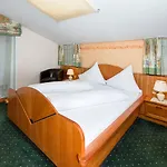 אורחן Schopper Breitenbach am Inn