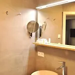 אורחן Schopper Breitenbach am Inn
