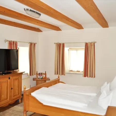 Schopper Zajazd Breitenbach am Inn